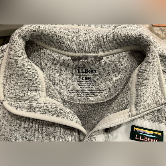 Women’s L.L. Bean Light Heather Gray Zip-Up Sweater Fleece Long Vest - Like New - Picture 9 of 14